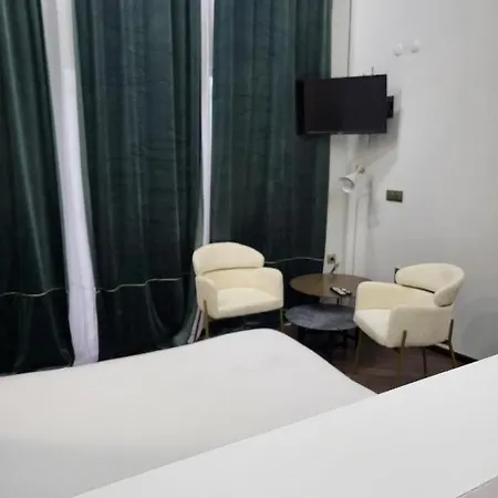 La Maison Des Fleurs Free Parking Apartman Pazardzsik