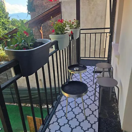 La Maison Des Fleurs