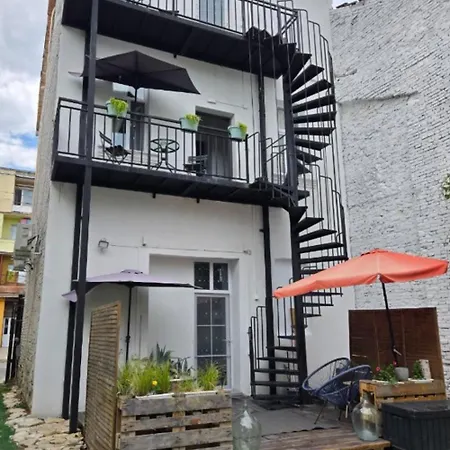 La Maison Des Fleurs Free Parking Apartman *