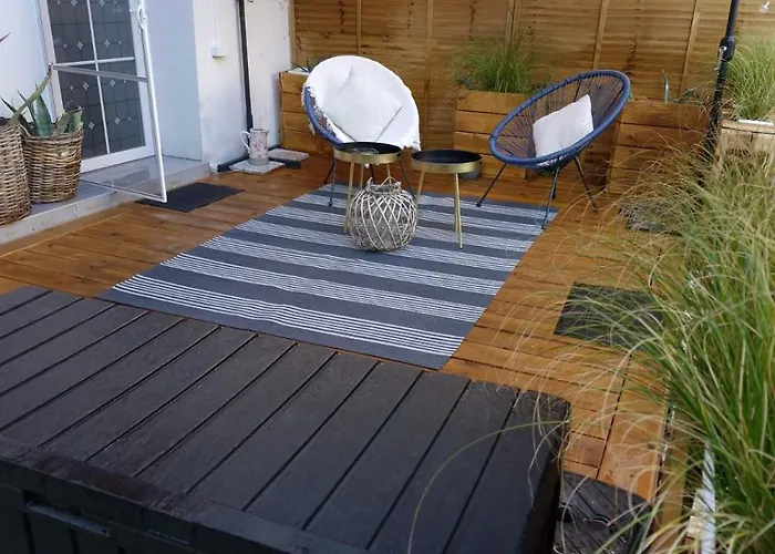 La Maison Des Fleurs Free Parking Pazardzhik