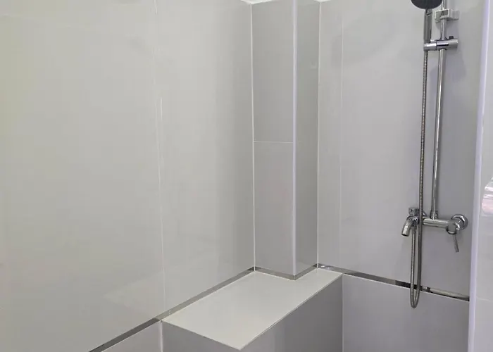 La Maison Des Fleurs Free Parking * Pazardzhik